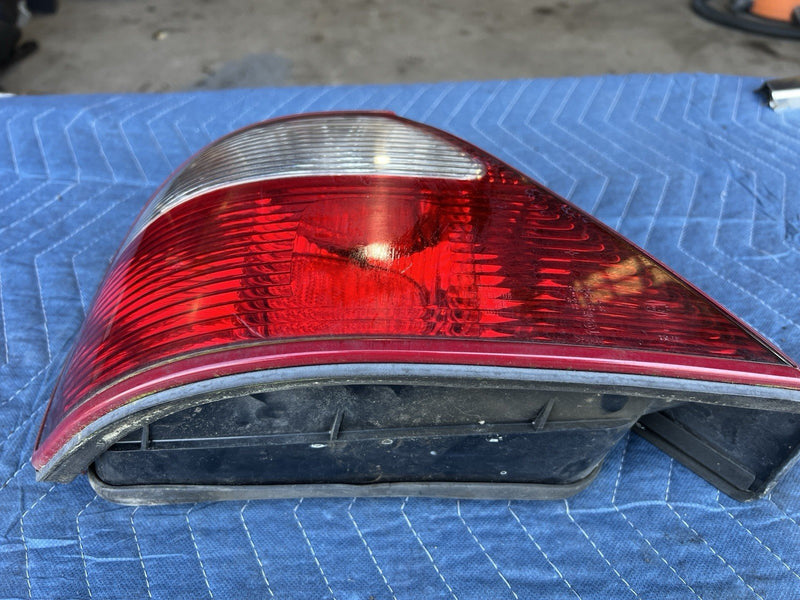1998-2003 Jaguar XJR XJ8 X308 Left Driver Outer Tail Light Assembly OEM #4685E
