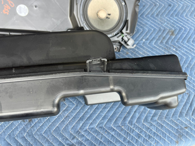 2005-2011 Audi A6 Front Left & Right Door Speaker w/ Housing Pair OEM #3486EM