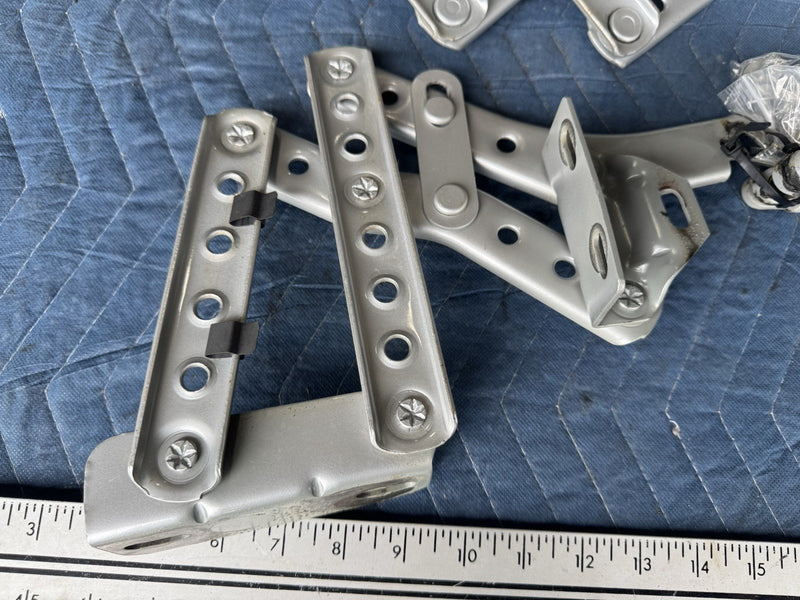 1986-1993 Volvo 240 244 Deck Lid Trunk Hinge Left & Right Pair Silver #4835E