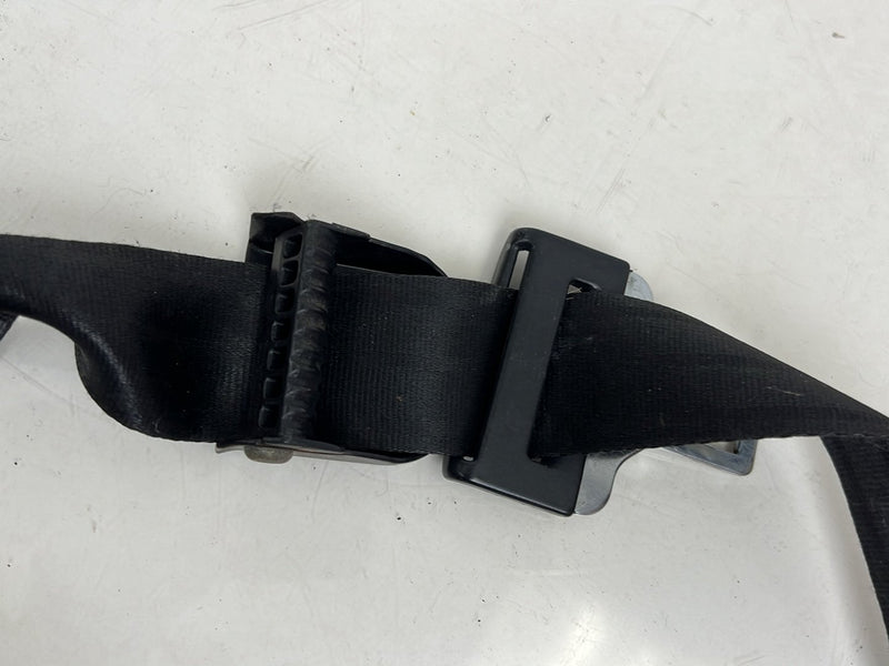 1990-1992 Volvo 740 745 940 Front Passenger Right Seat Belt Retractor w/ Bolts OEM #5836EM