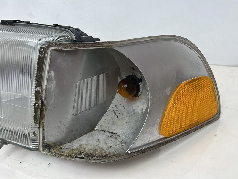 1998-2000 Volvo V70 S70 Front Left Right Headlight Lamp Pair OEM