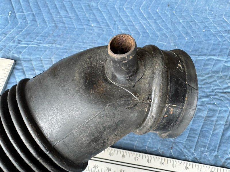 1986-1993 Volvo 240 244 245 2.3L Air Intake Tube 1367454 MAF Duct OEM #4833E