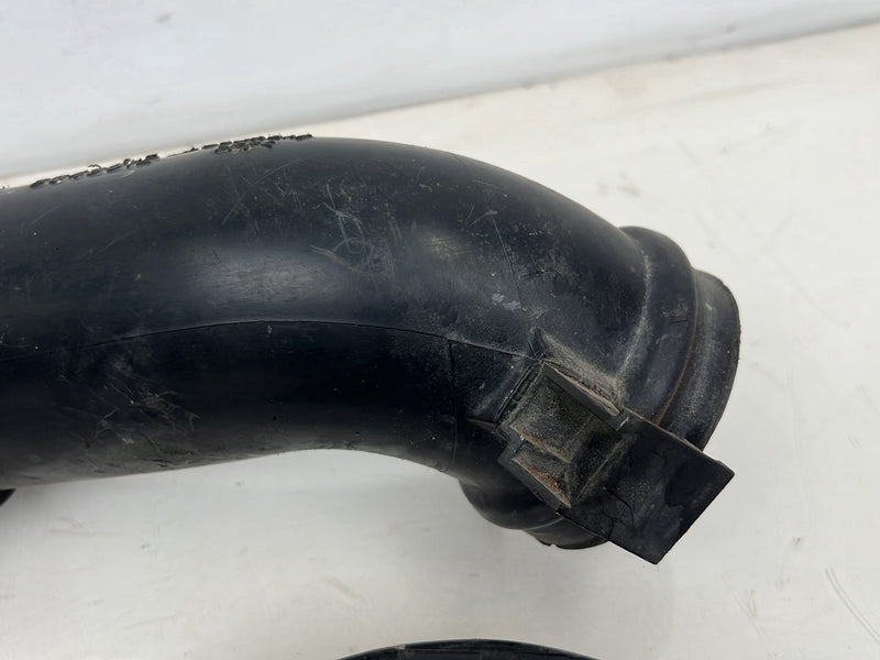 2004-2007 Volvo S60R V70R Engine Air Intake Duct Hose 8649612 OEM #5807EM
