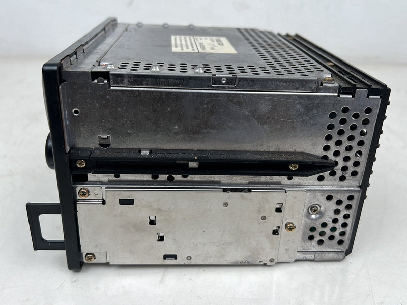 1993-1997 Volvo 850 AM FM Stereo Radio Head Unit Tape Player SC-811 OEM