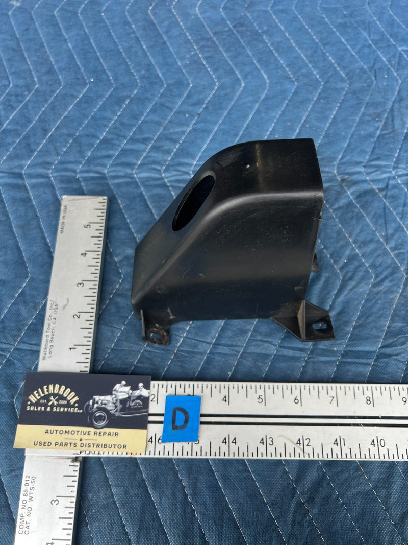 1986-1993 Volvo 240 244 245 Gas Pedal Throttle Cable Cover 1234415 OEM #4103EM