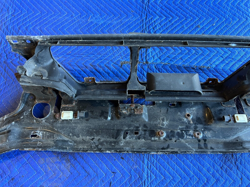 2005-2007 Volvo S60R V70R Front Core Support Radiator Bracket Mount OEM #1089EM