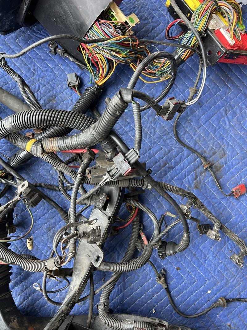 1993-1997 Volvo 850 850R Engine Bay Cowl & Fuse Box Wiring Harness OEM #4425E