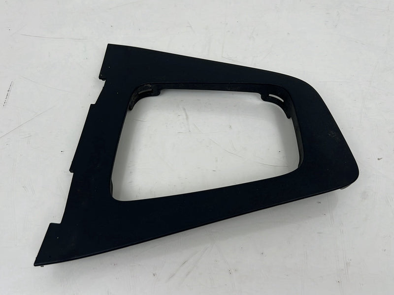 2004-2007 Volvo S60R V70R Floor Shift Shifter Surround Trim Black OEM #5740EM