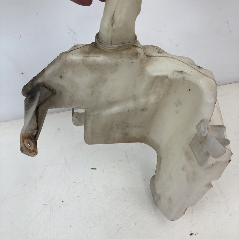 2001-2005 Volkswagen Passat Windshield Washer Reservoir Jug Tank OEM #5537M