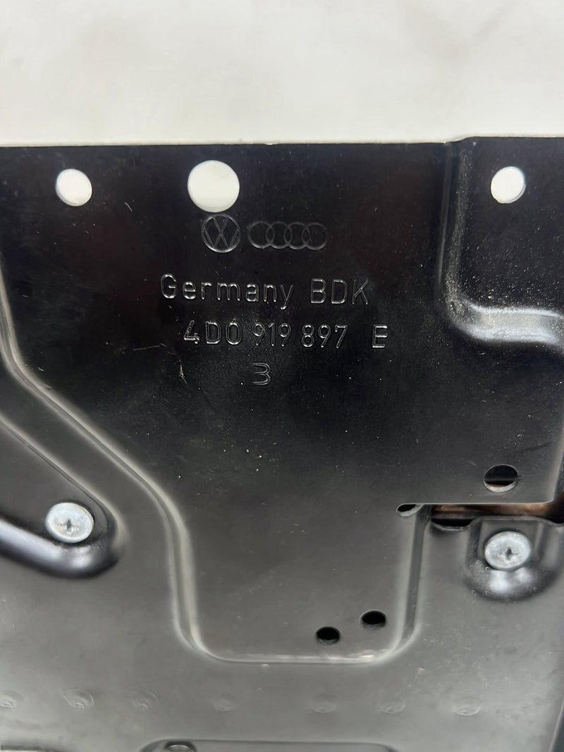 2001-2003 Audi S8 D2 A8 6 Disc CD Changer & Navigation System Module OEM #6093EM