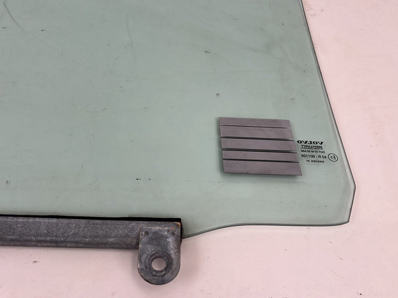 1986-1993 Volvo 240 244 Rear Driver Left Window Glass 43R-001105 OEM #5579EM