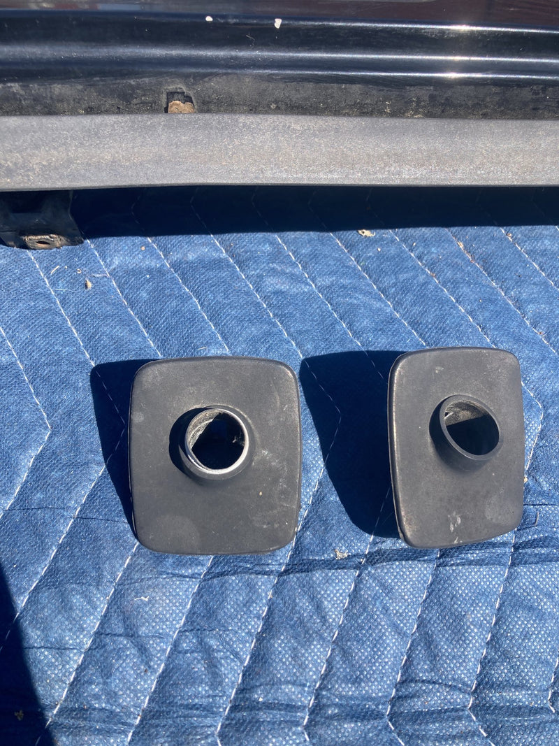 1992 Volvo 940 944 - Cowl Vent Panel