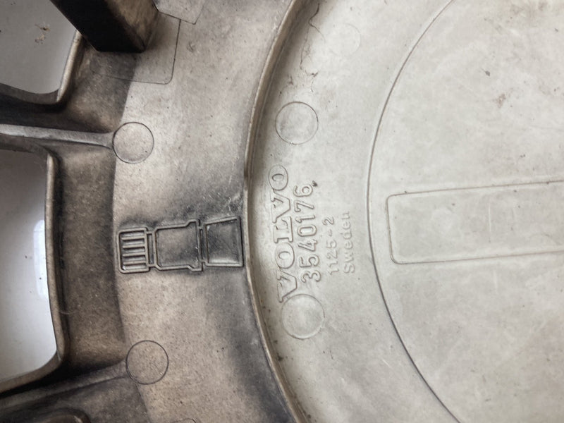 1975-1980 Volvo 244 Wheel Cover Hub Caps Factory 3540176 OEM #4332M