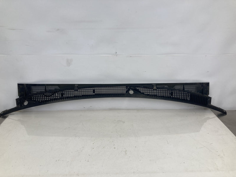 1995-1998 Chevrolet Silverado 2500 GMT400 Cowl Panel 15969625 OEM