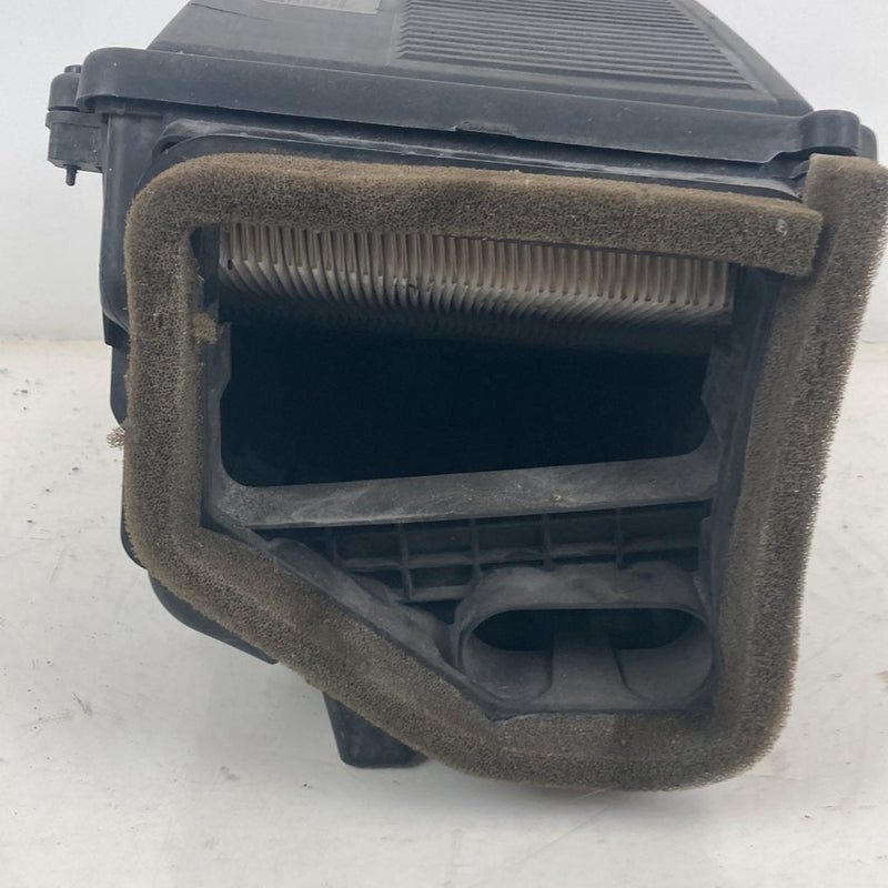 2007-2014 Chevrolet Silverado GMT900 Air Filter Housing Box MAF 23256990 #5336M