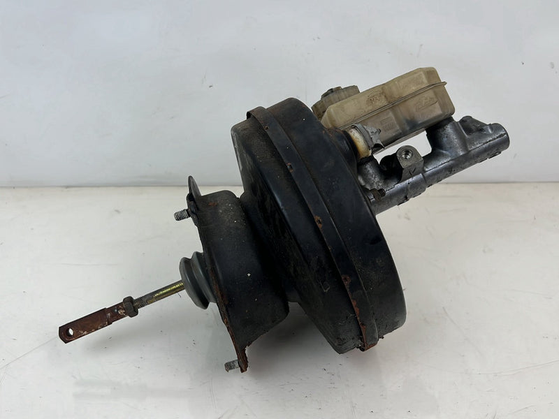 1983-1985 Porsche 944 Brake Booster Master Cylinder w/ Reservoir OEM #5662EM