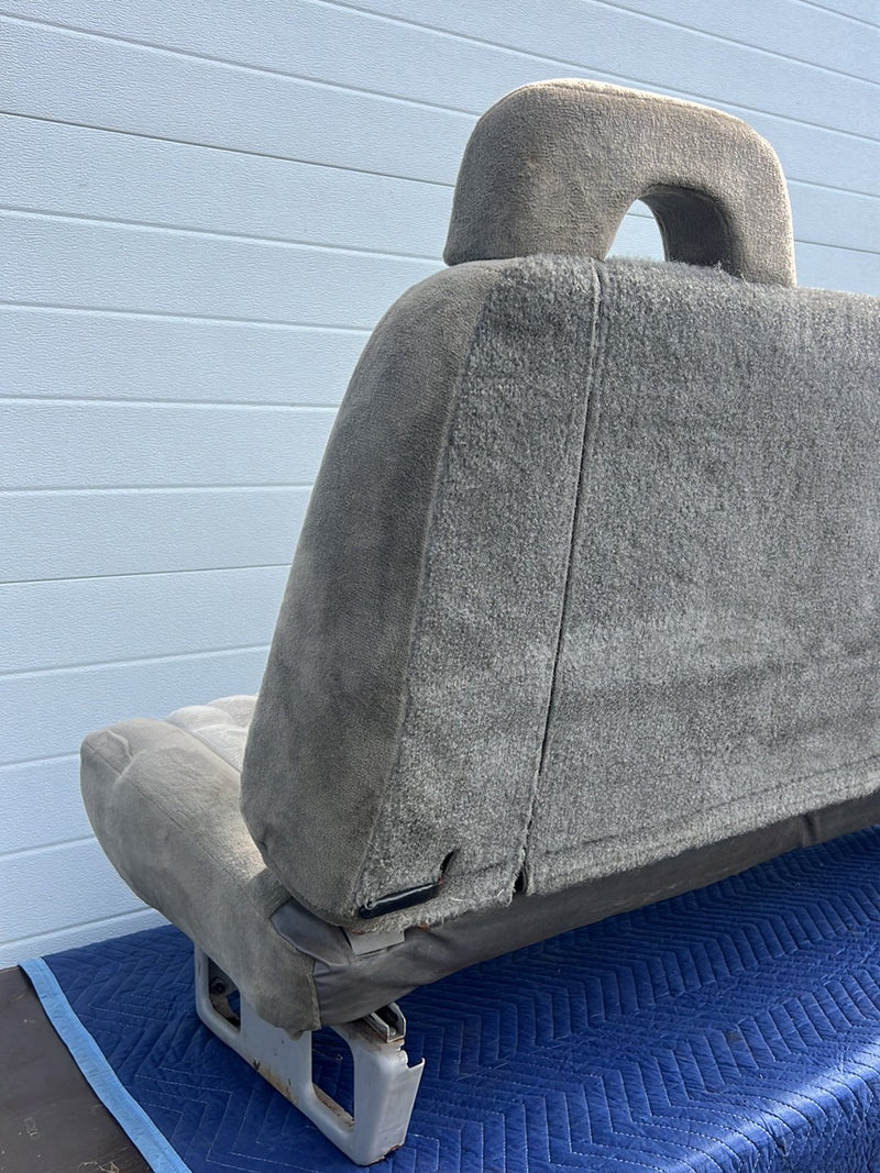 Chevrolet Silverado - Seat Front Pair