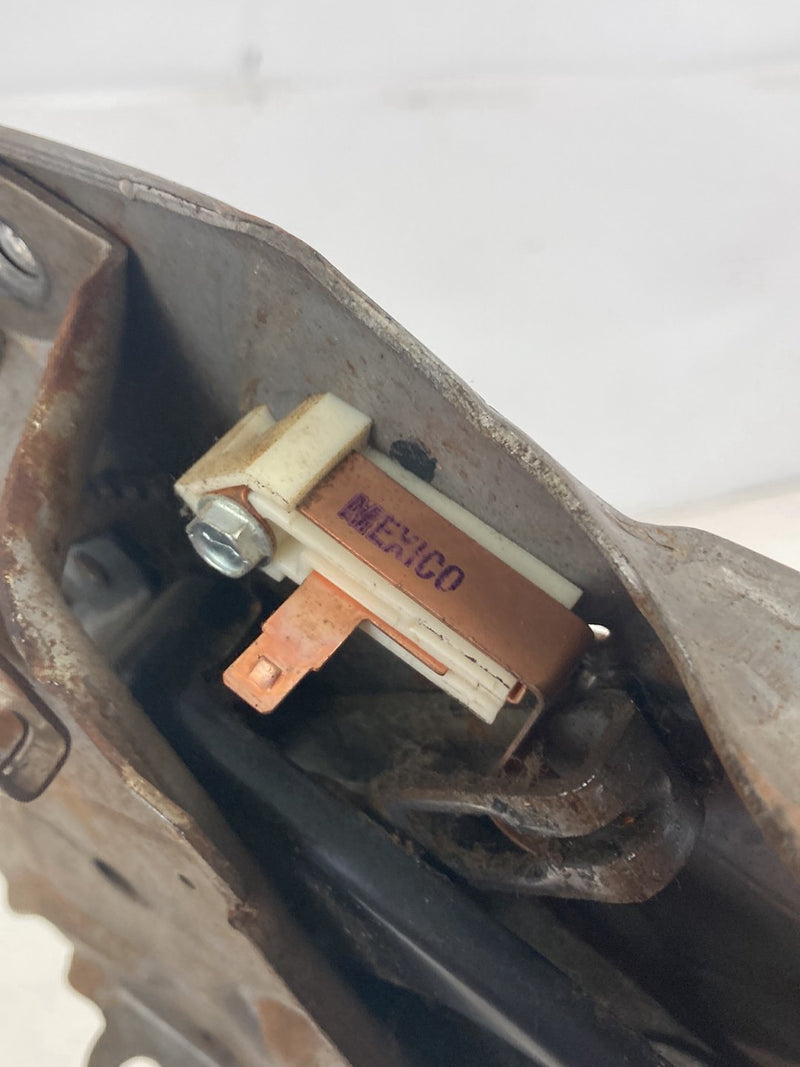 1995-1998 Chevrolet Silverado 2500 GMT400 Emergency Brake Pedal 15155147 OEM