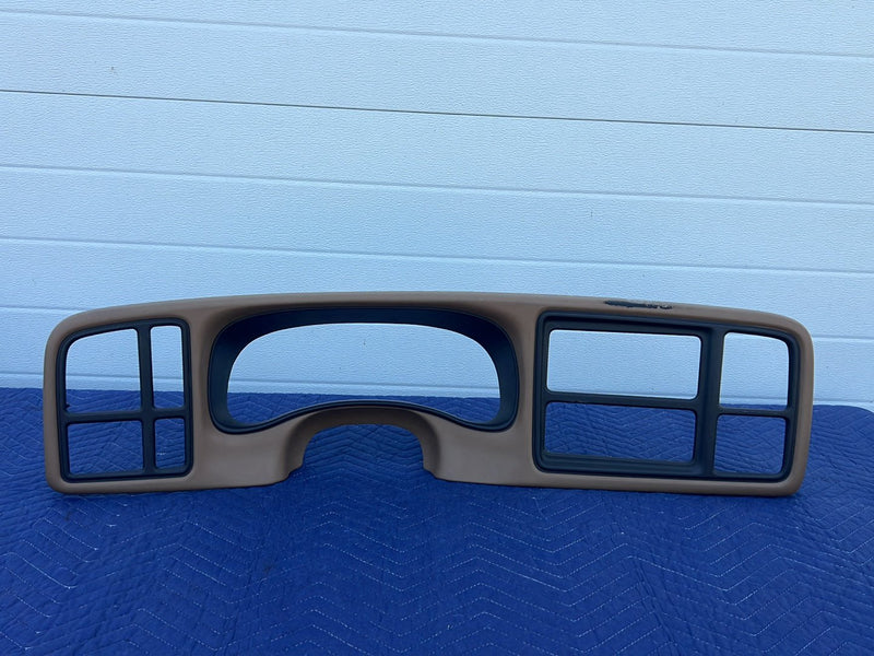 Chevrolet Silverado - Gauge Cluster Trim PN: 15046575 15731974