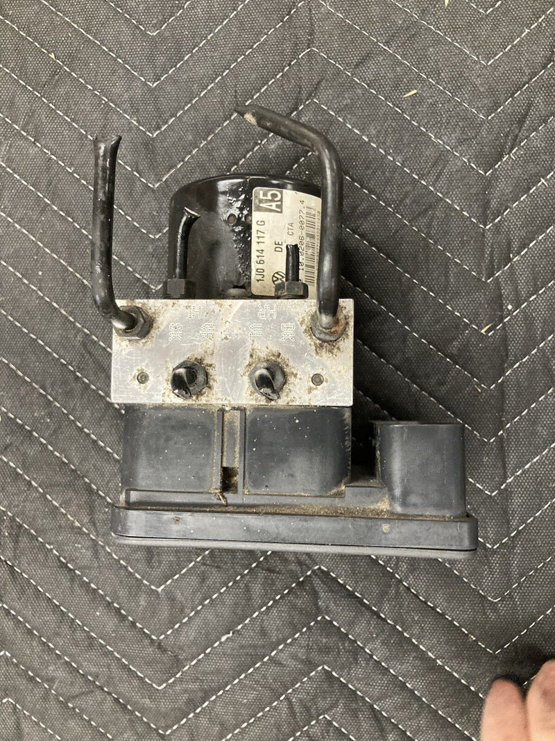 1999-2005 Volkswagen VW Jetta MK4 Anti Lock ABS Brake Module Pump OEM #2424M