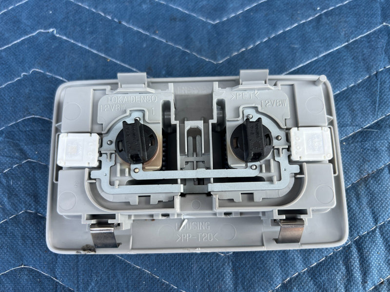 2010-2013 Suzuki SX4 Hatchback Front Dome Map Vanity Light Assembly OEM #1272CN