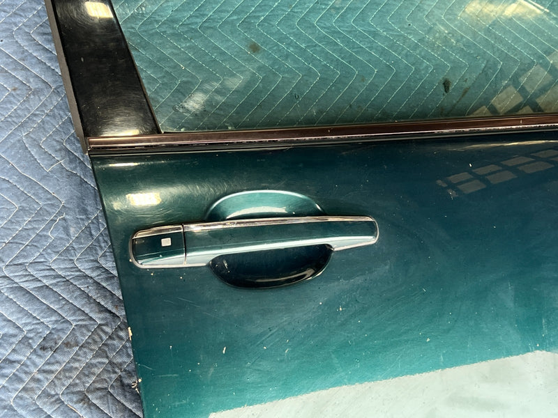 1998-2003 Mercedes W210 E320 Front Passenger Right Door Assembly OEM #4729EM