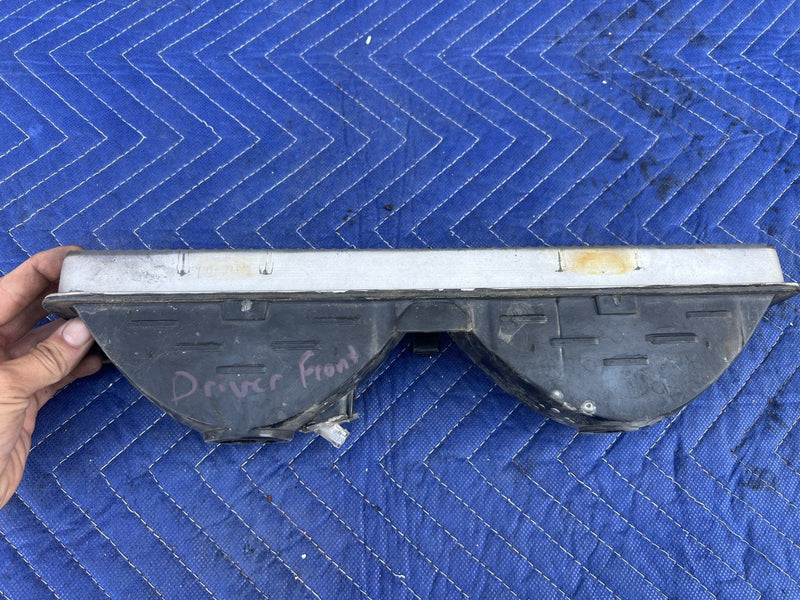 1980-1985 Cadillac Seville Front Turn Signal Light Housing 5970287 OEM #3394M
