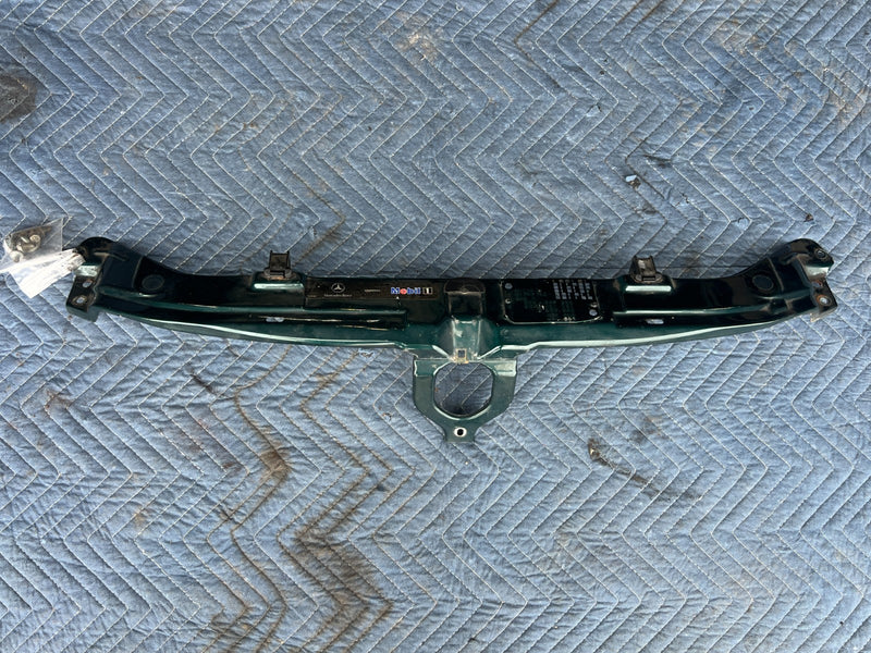 1998-2003 Mercedes W210 E320 Upper Radiator Support Bracket Green OEM #4718EM