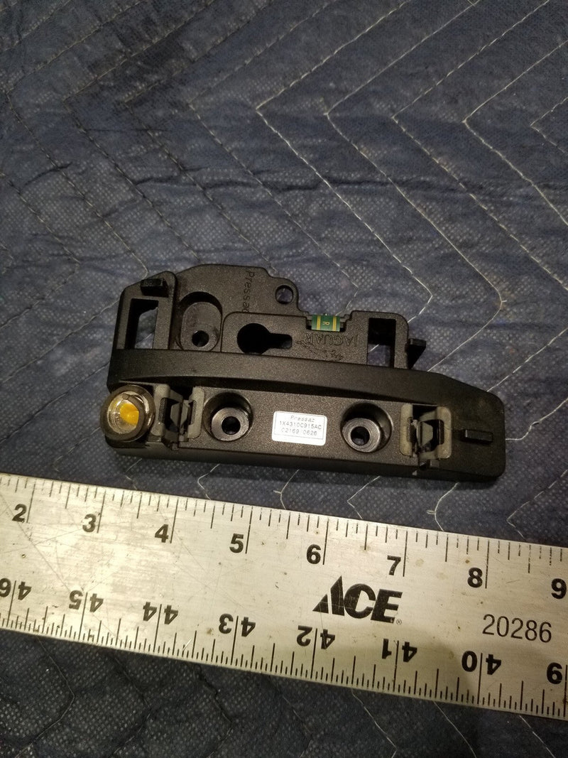 2002-2008 Jaguar X-Type X400 Front Right Passenger Dash Indicator Light #2016E