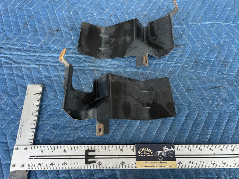 1989-1995 Volvo 740 940 Sedan LH & RH Air Deflector Guide Cover Pair OEM #3713EM