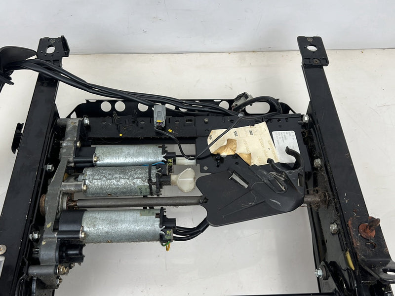 1998-2000 Volvo V70R V70 Front Passenger Right Seat Base Frame 990216 OEM #5931EM