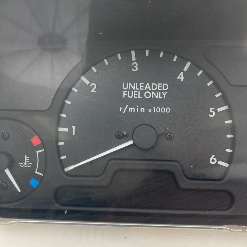 1999-2004 Land Rover Discovery II L550 Gauge Cluster YAC113120 OEM #5034M