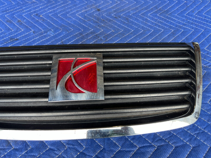2002-2007 Saturn Vue Exterior Front Upper Grille Hood Trim 15851596 OEM #615EM