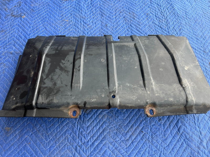 1989-1995 Volvo 740 940 Sedan Front Engine Cover Splash Shield Guard OEM #3757EM