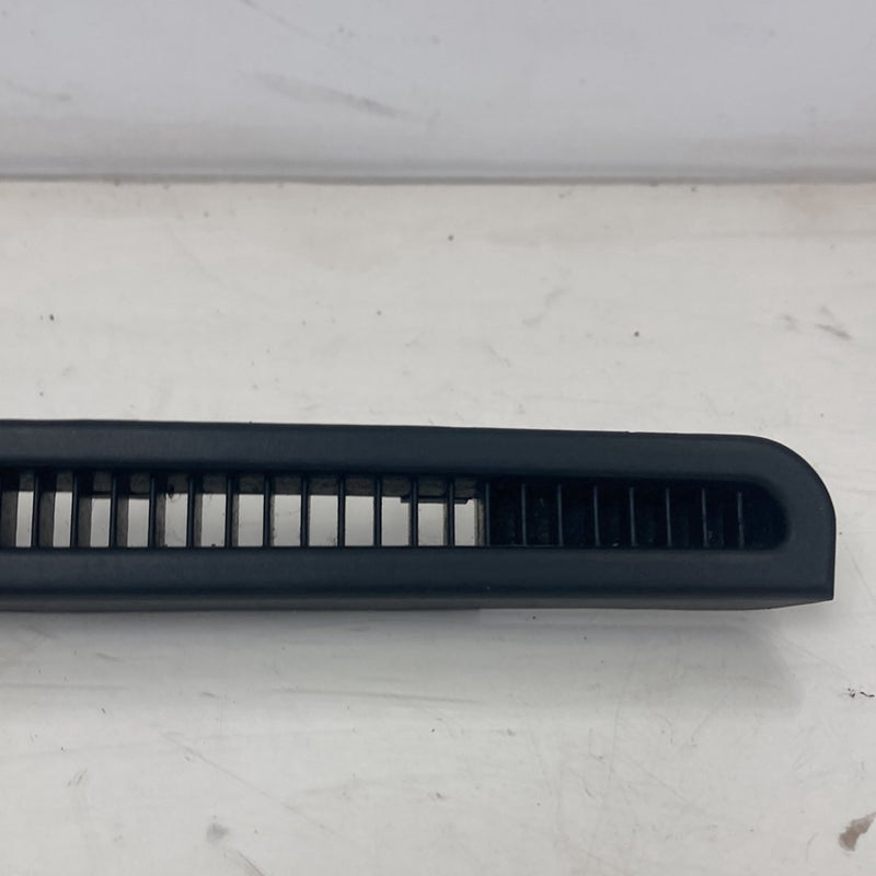 1999-2004 Land Rover Discovery II L550 Dash Defrost Vent OEM #5049M