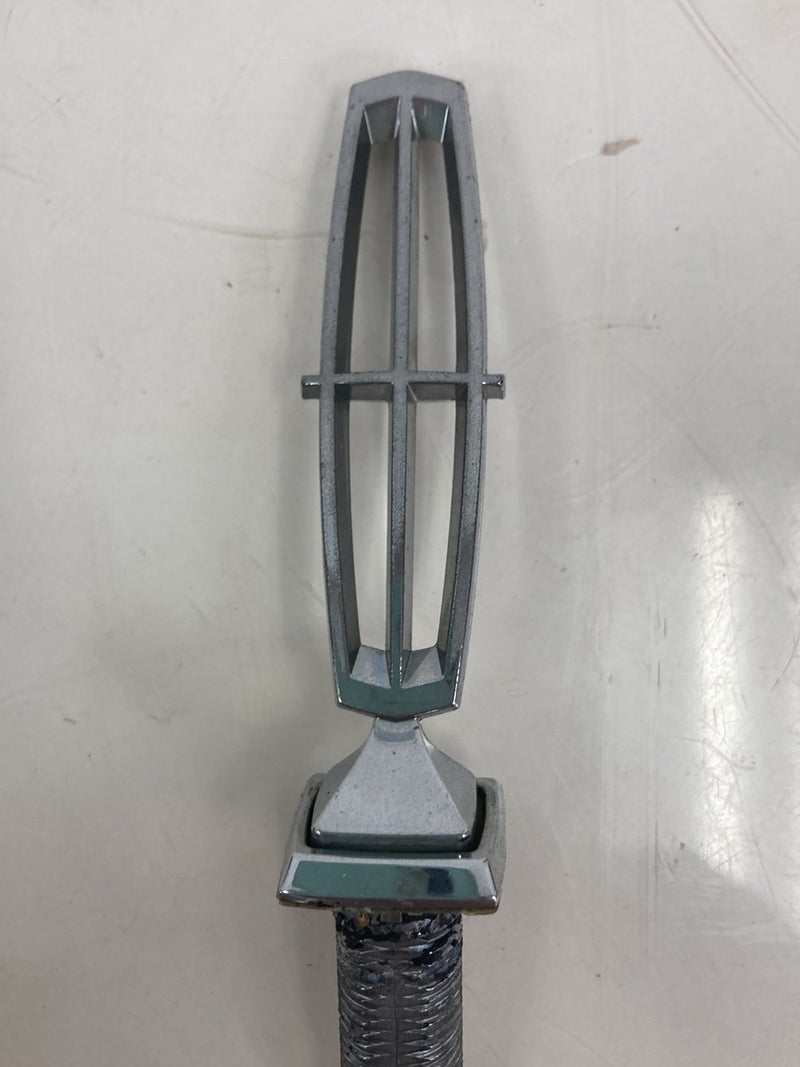 2002-2005 Lincoln Town Car Signature Hood Ornament OEM #5140M