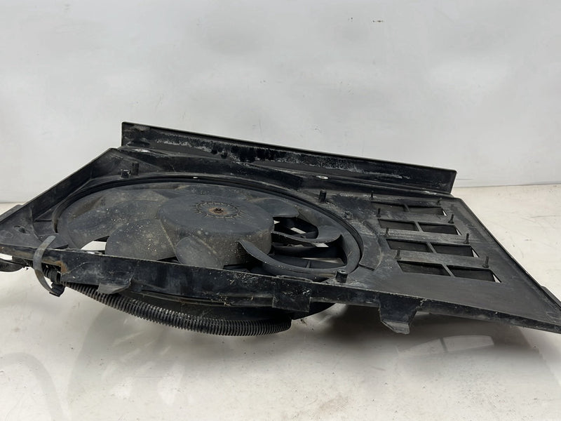 1990-1992 Volvo 740 745 940 Radiator Cooling Fan Assembly 3507347 OEM #5885EM