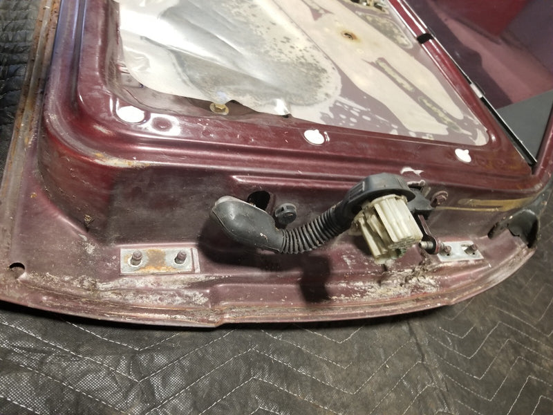 1984-93 BMW E30 318i 325i Front Driver Left LH Burgundy Door Panel OEM #CN602