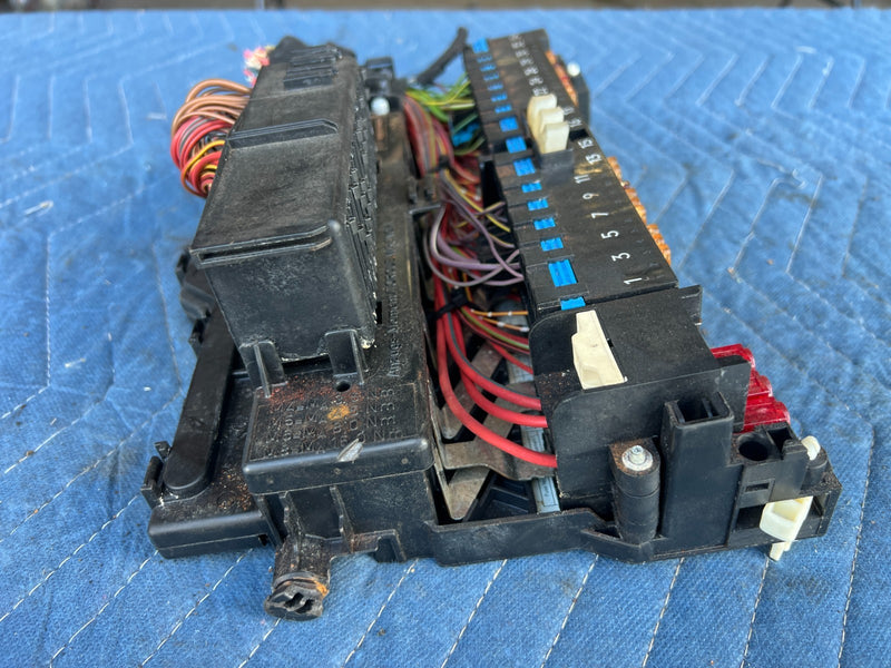 2000-2005 BMW 330xi 325xi E46 Interior Cabin Fuse Box Relay 8364542 OEM #4784EM