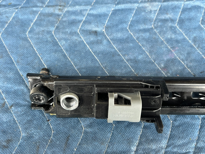 2012-2015 Chevy Cruze Front Seat Belt Adjuster Guide Slider 13580168 OEM #2202CN