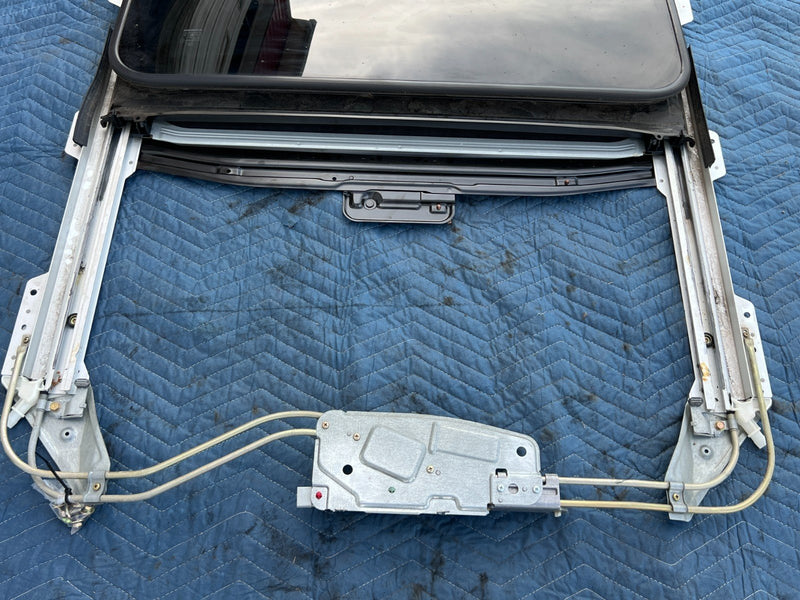 1998-2002 Honda Accord Sunroof Assembly Glass, Frame + Hardware  #1979CN