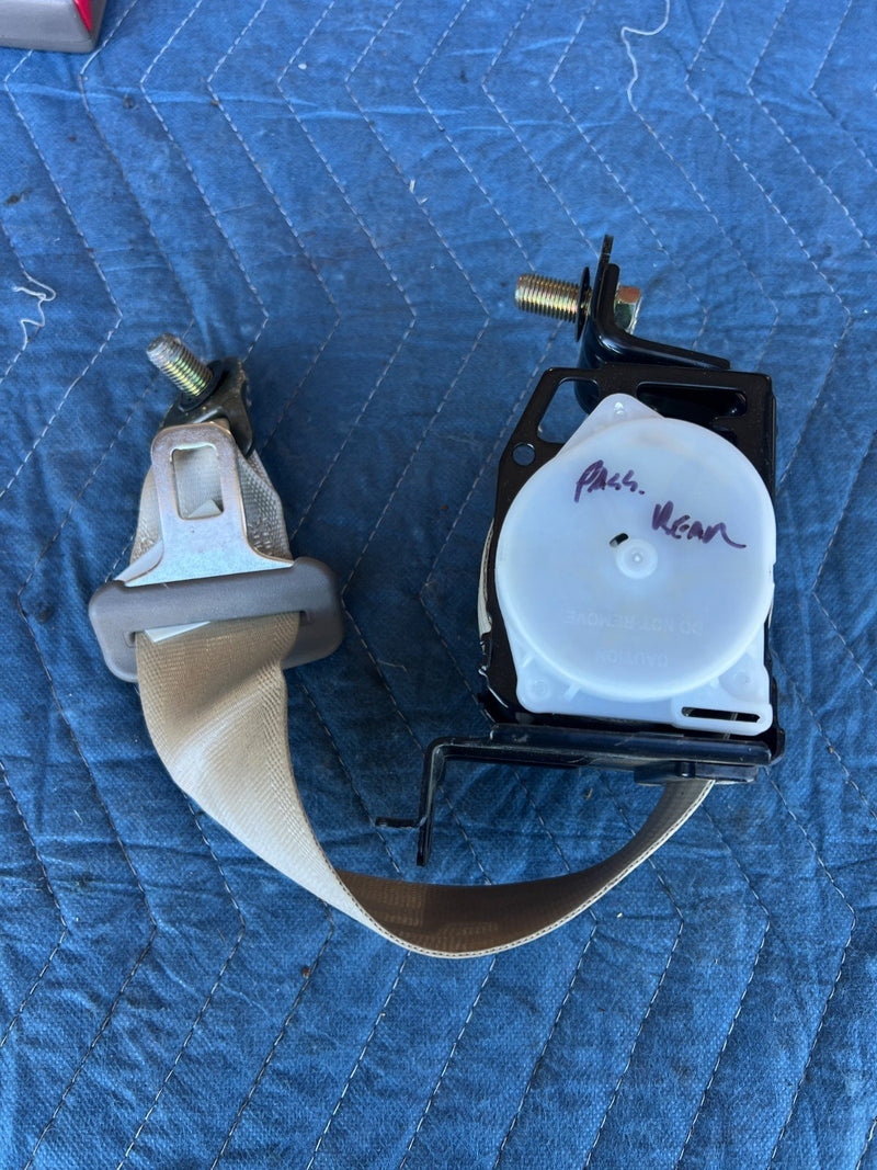 1998-2002 Honda Accord Rear Sedan Seatbelt Set Retractors & Buckles OEM #2018CN