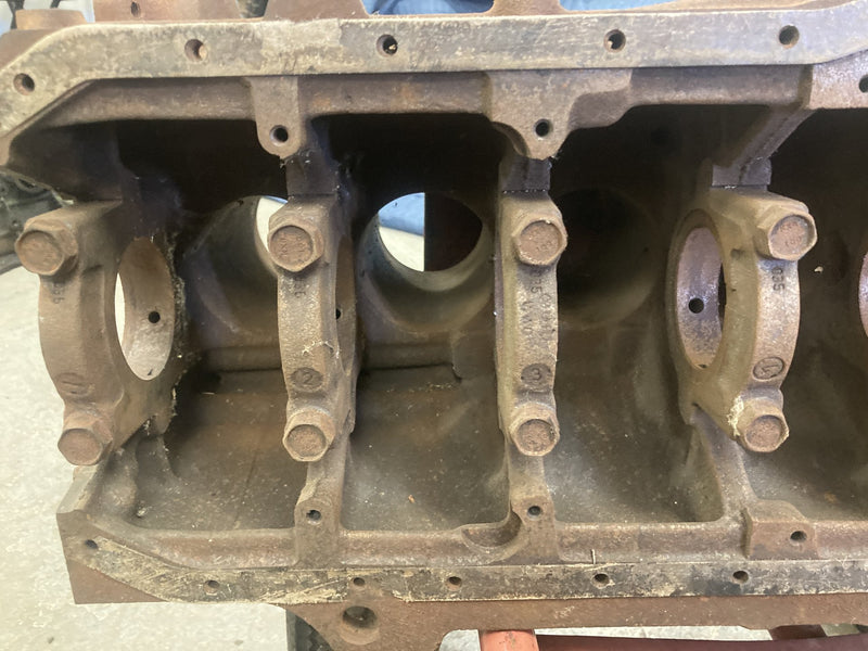 1980 Volvo 244 - Short Block