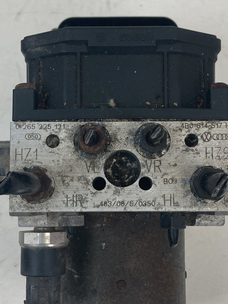 2001-2005 Volkswagen Passat ABS Pump Bosch OEM #5519M