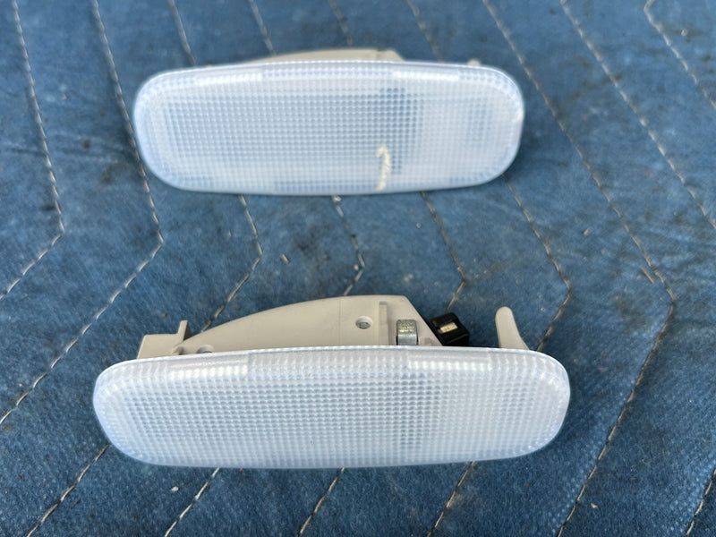 1996-2003 Mercedes W210 E320 Wagon Only Rear D Pillar Light Lamp Pair OE #4693EM