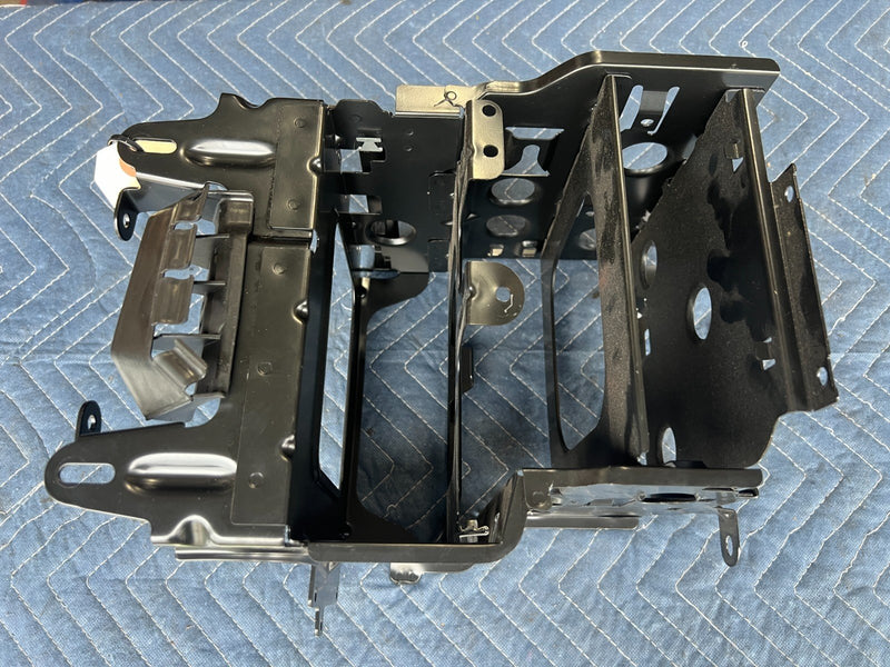 2005-2011 Audi A6 Rear DVD Amp Stereo Radio Mount Bracket 4F0035209C OEM #3381EM