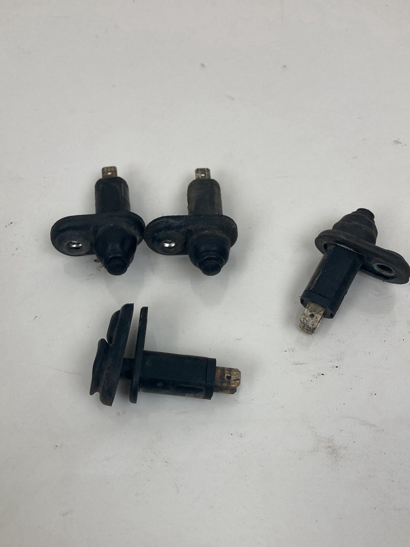 1992 Volvo 940 944 - Dome Light Switch PN: 3544818
