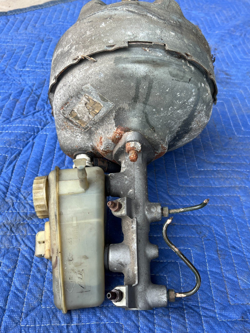 1992-1995 Volvo 940 740 Brake Booster & Master Cylinder Assembly OEM #3259EM