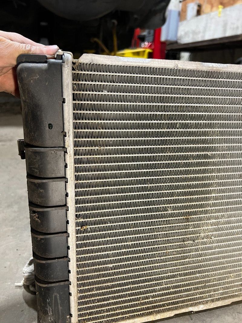 1983-1985 Porsche 944 Radiator & Cooling Fan Stack Pair Assembly OEM #2498EM