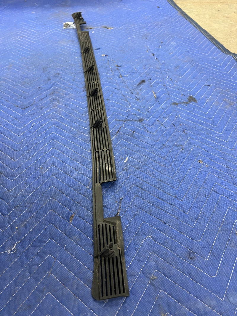 1992-1995 Volvo 940 740 Wagon Rear Hatch Hinge Cover Trim Vent OEM #3193EM